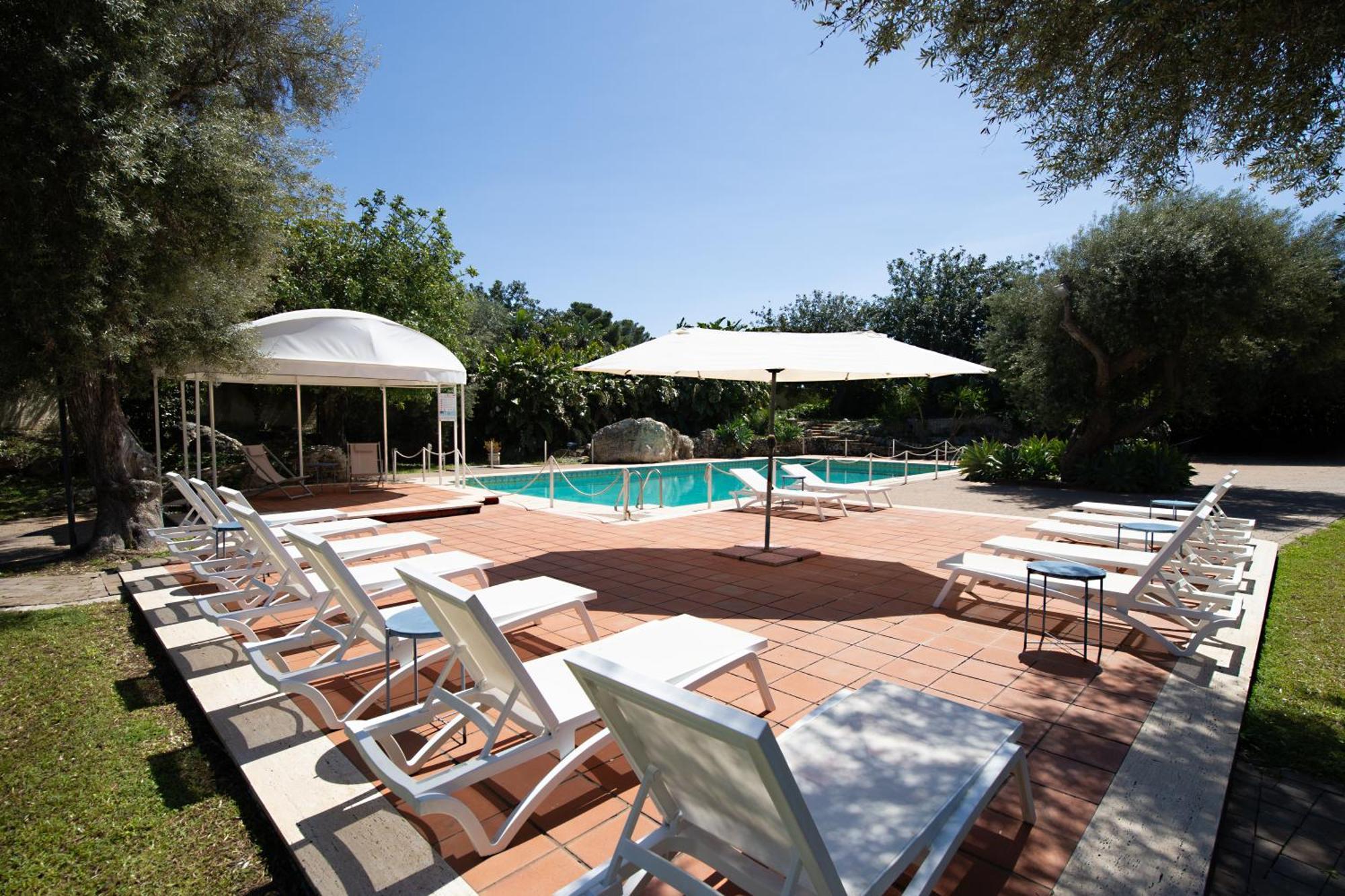 Bed and breakfast Isola Charm - A Historic Near Punta Del Pero 2*